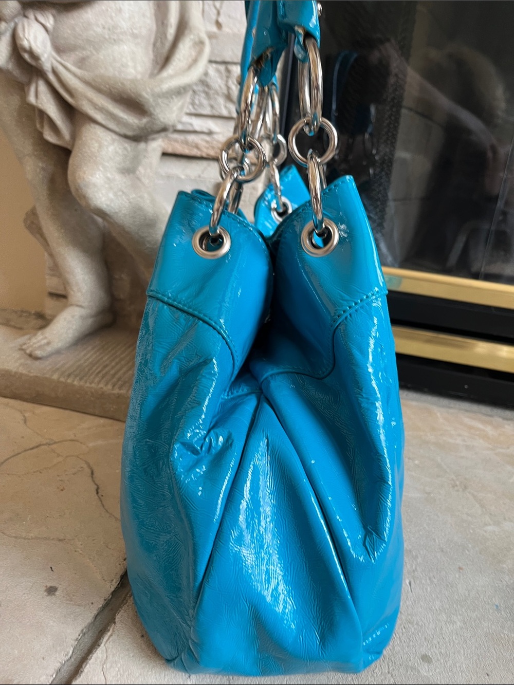 Bisou Bisou Shiny Turquoise Patent Shoulder Bag with Silver Hardware - Picture 3 of 7